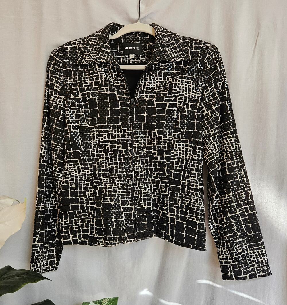 Mesmerize Evening Jacket Zip Front Womens Sz 6 B/W Zip Front Sequin Print EUC